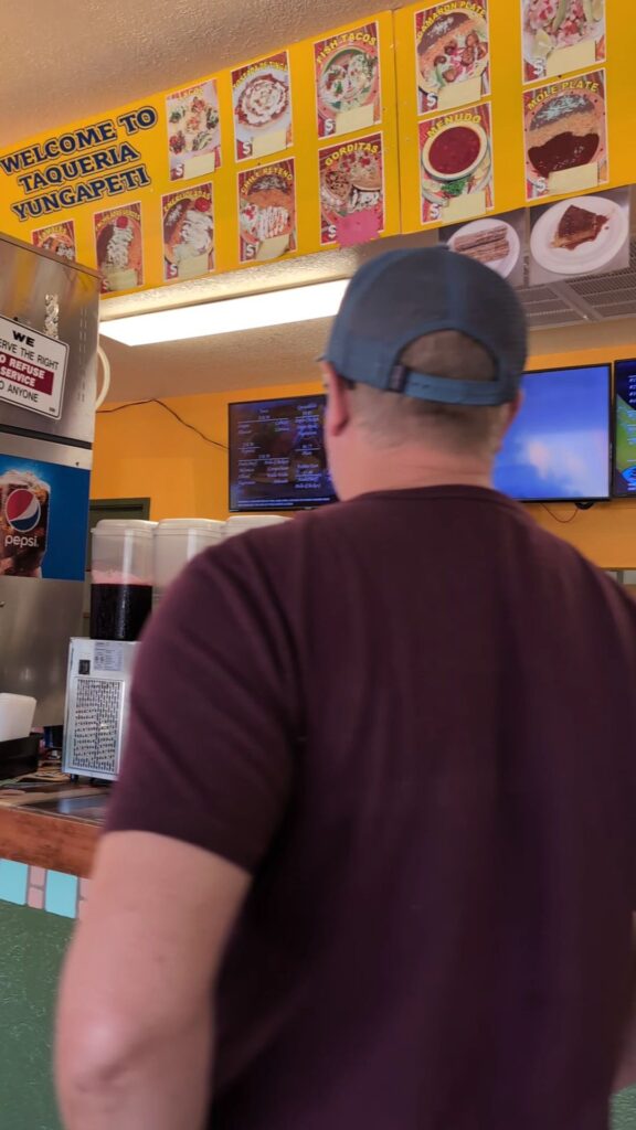 Taqueria Yungapeti 2